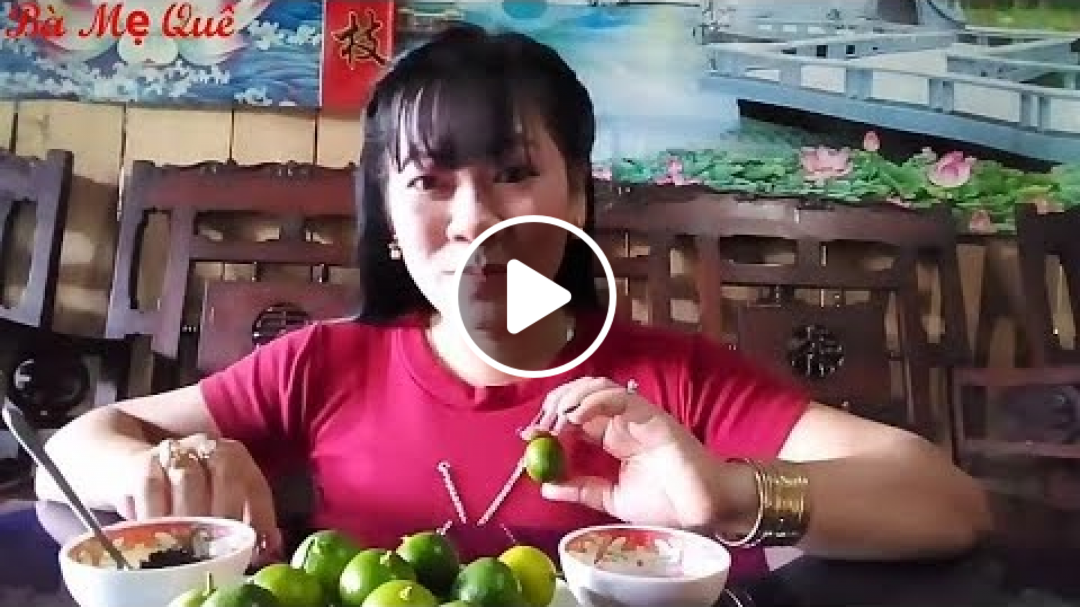 Mẹ Quê thử thách ăn 20 quả tắc cùng 7 youtuber khác và cái kết bất ngờ